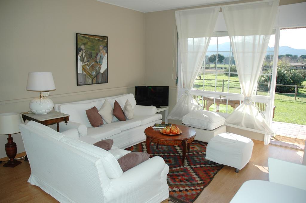 Hostel Residential Horse Club Costa Brava Santa Cristina d'Aro Exterior foto