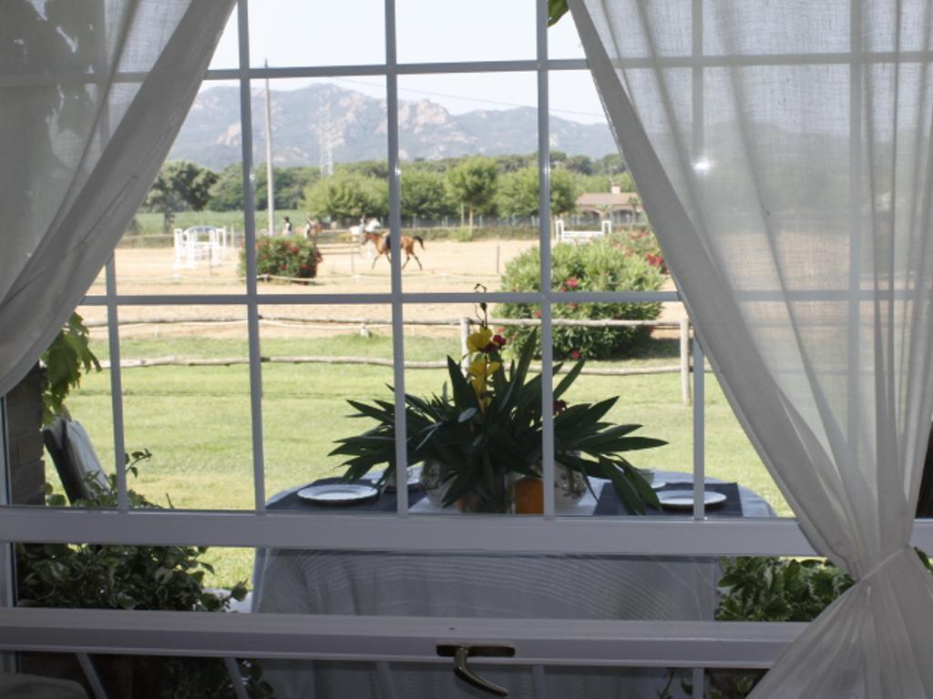 Hostel Residential Horse Club Costa Brava Santa Cristina d'Aro Zimmer foto